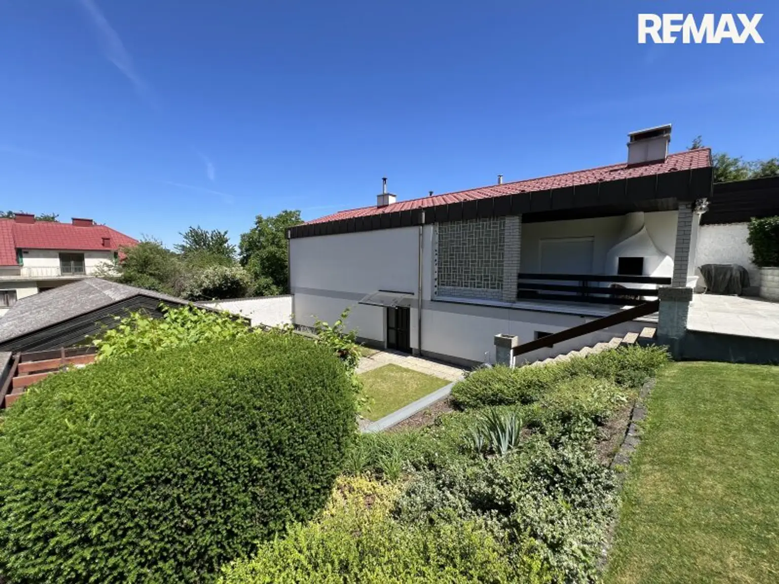 Burgblick! Charmantes Einfamilienhaus mit Garten, Terrasse und Wellnessbereich in Forchtenstein!