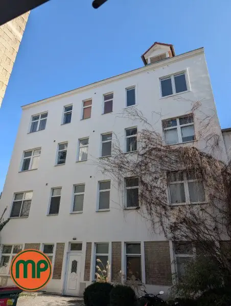 BESONDERE GELEGENHEIT: Maisonette DG-Wohnung mit Terrasse