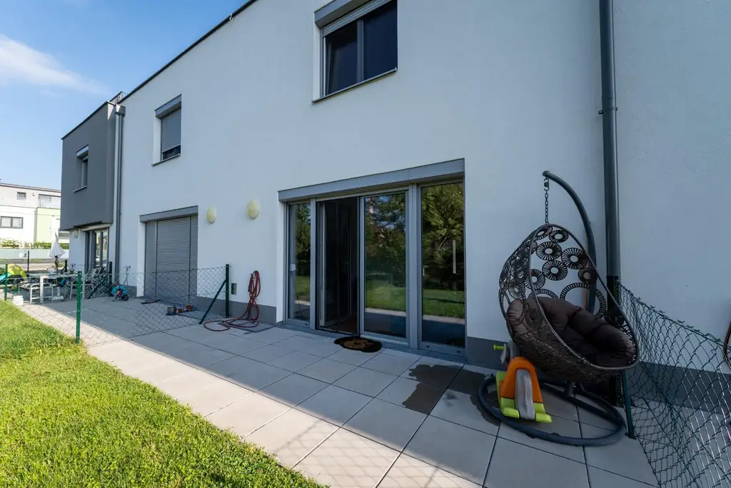 "Tolle Lage, Tolles Haus - LOBAU inkl. Autoabstellplatz"