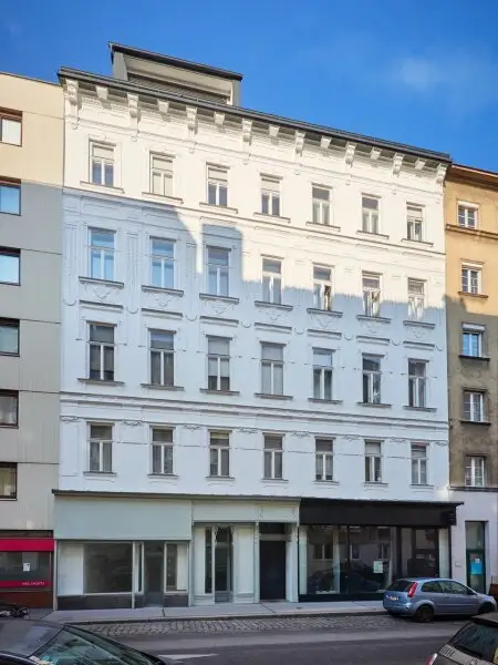 Altbau-Charme! 67 m² Wohnung beim Naschmarkt mit exklusiver Balkon-Möglichkeit in generalsaniertem Haus
