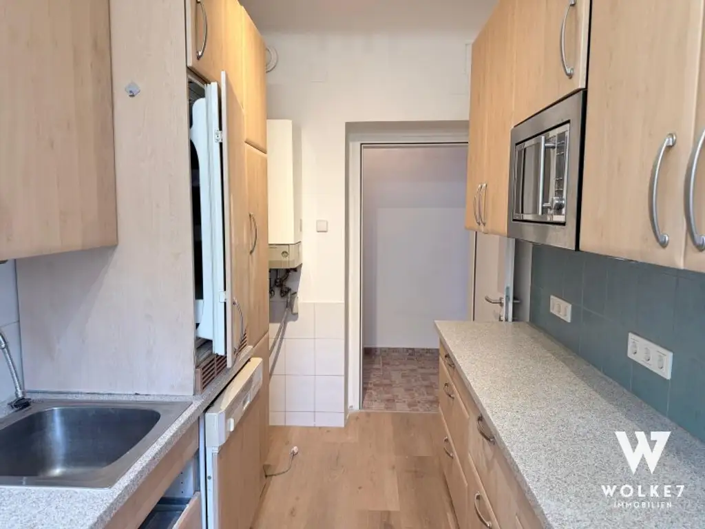 Großzügige 4,5-Zimmerwohnung mit separater Küche und Balkon in den Innenhof! | Beste Lage in 1140 Wien