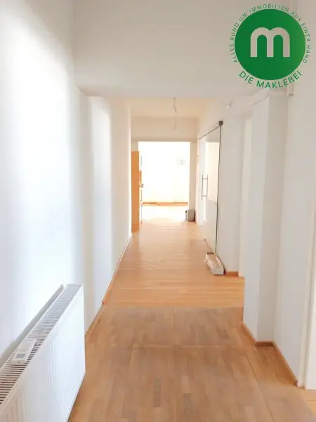 loftartige Wohnung mit kleiner Terrasse im Klagenfurter Zentrum