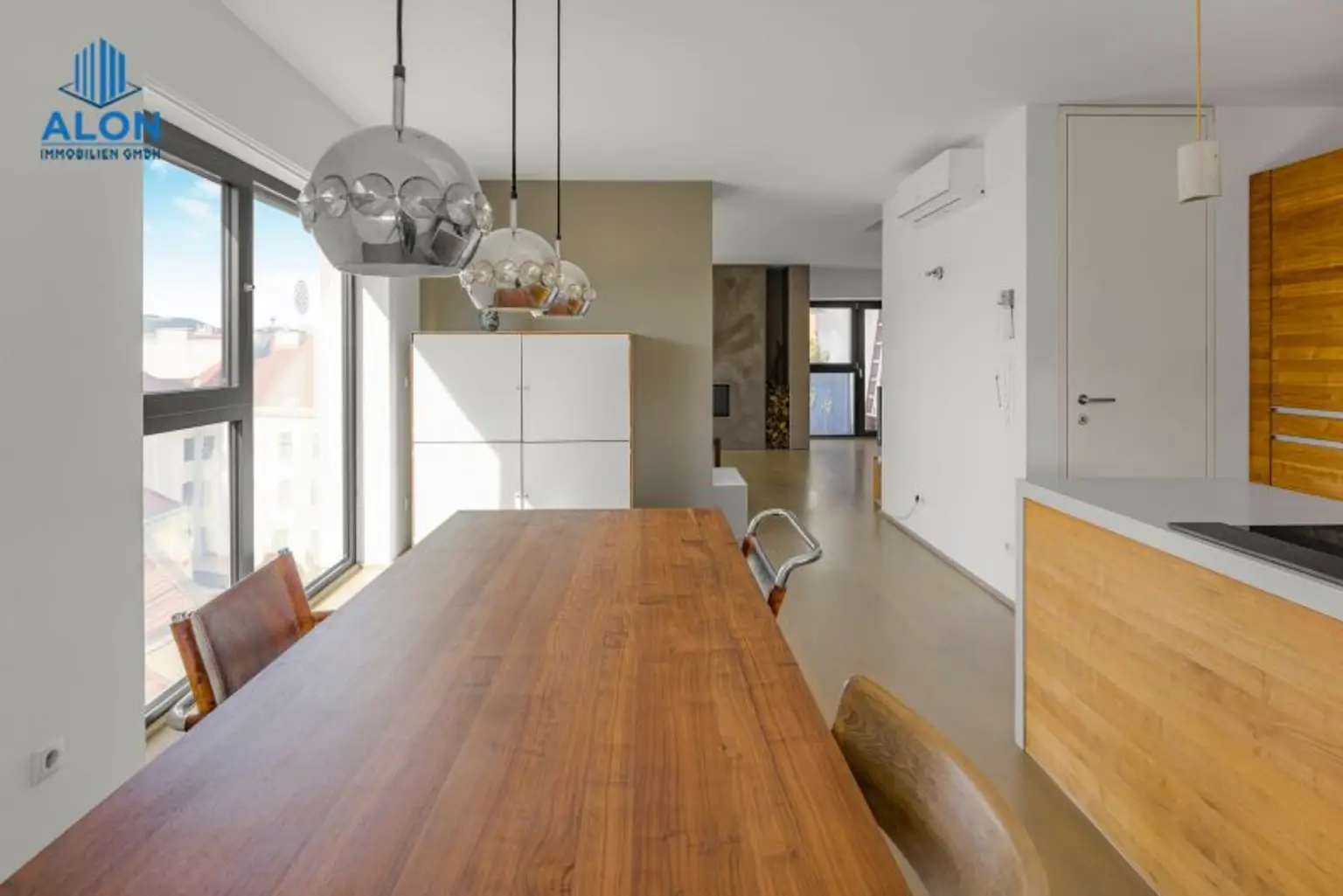 Wunderschöne 4-Zimmer DG-Wohnung mit 2 Terrassen | Garage optional mietbar | Klimaanlage | Nähe Augarten/Taborstraße
