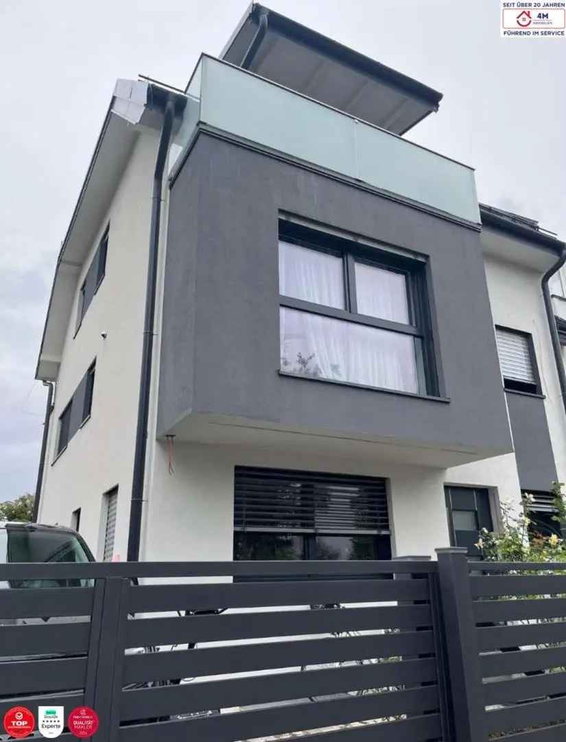 Vorderseite des Hauses