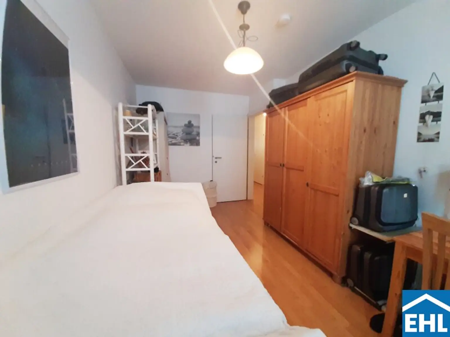 Moderne 3-Zimmer-Wohnung mit Balkon und Garagenstellplatz