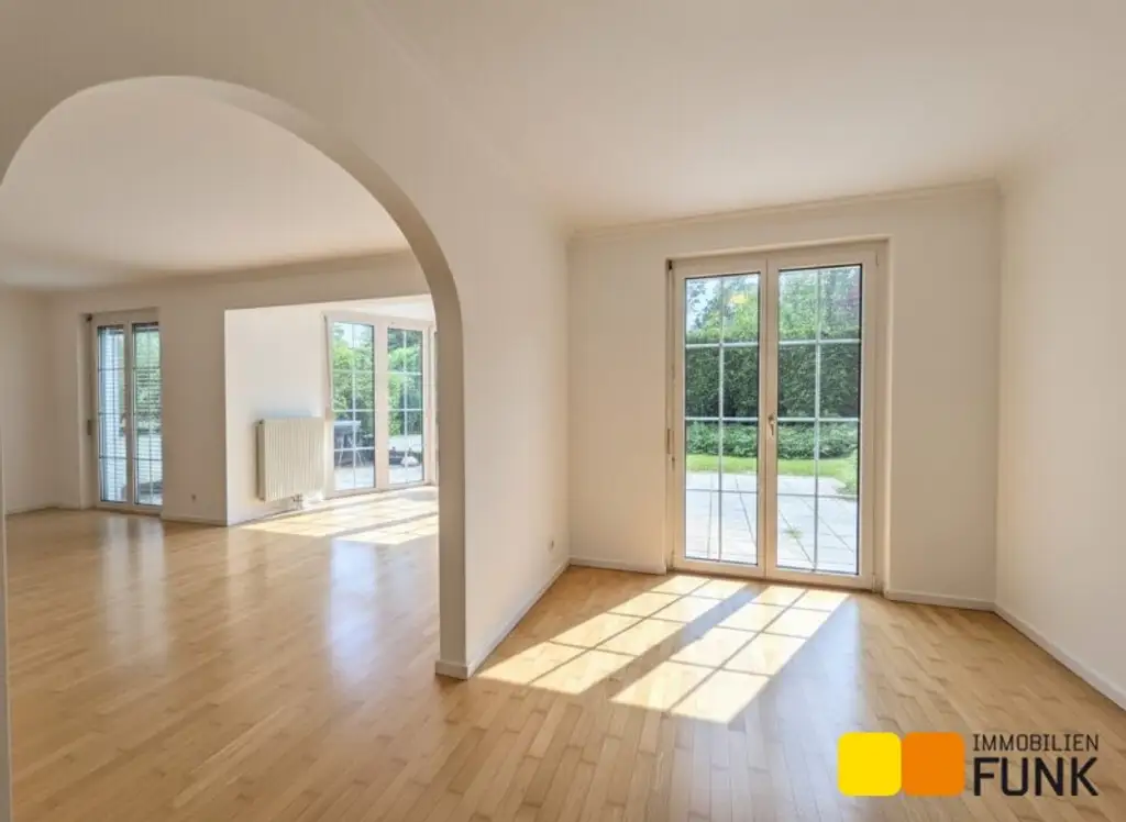 5-Zimmer Gartenwohnung mit 2-Zimmer-Einliegerwohnung