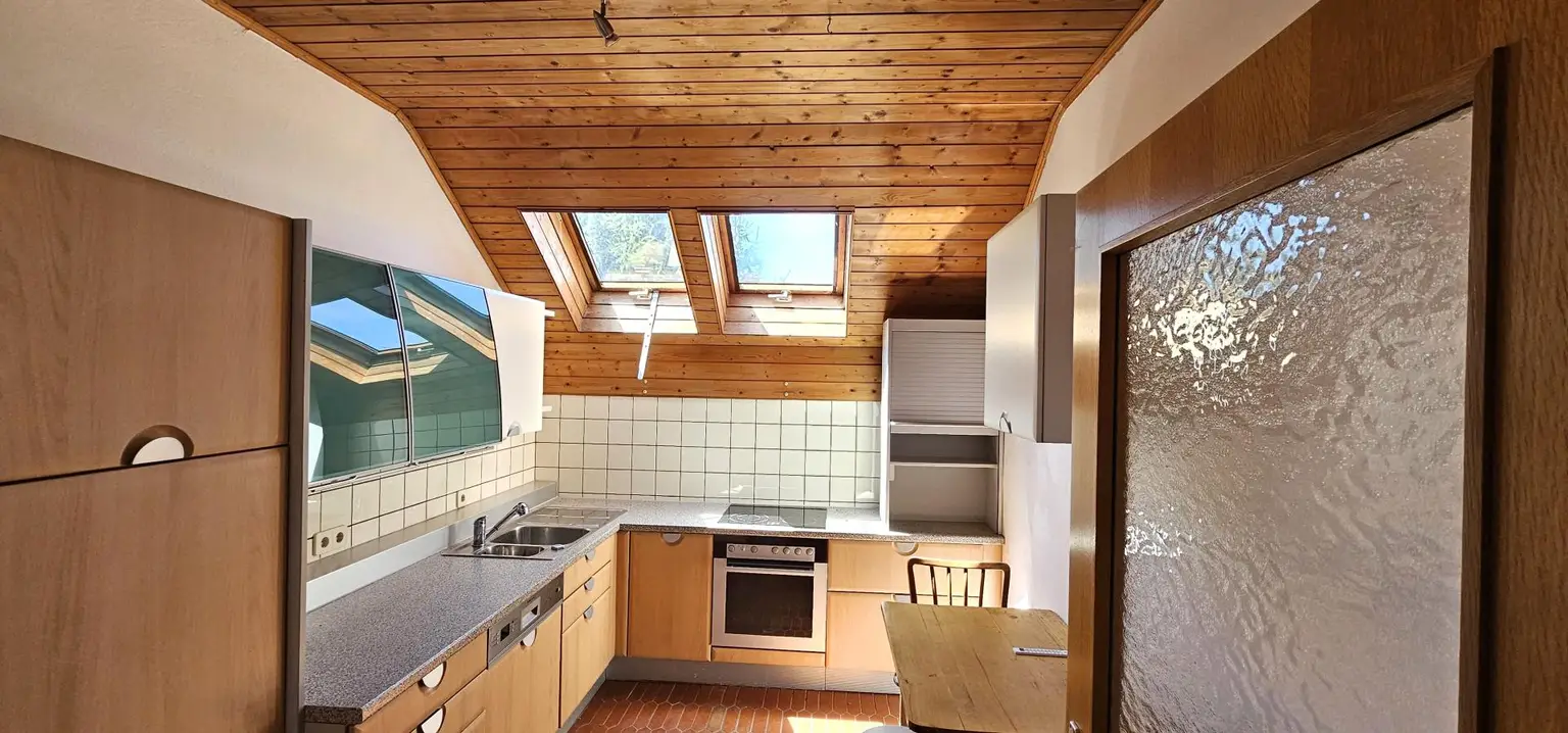 Wohnhaus in ruhiger Lage mit 2 Wohneinheiten