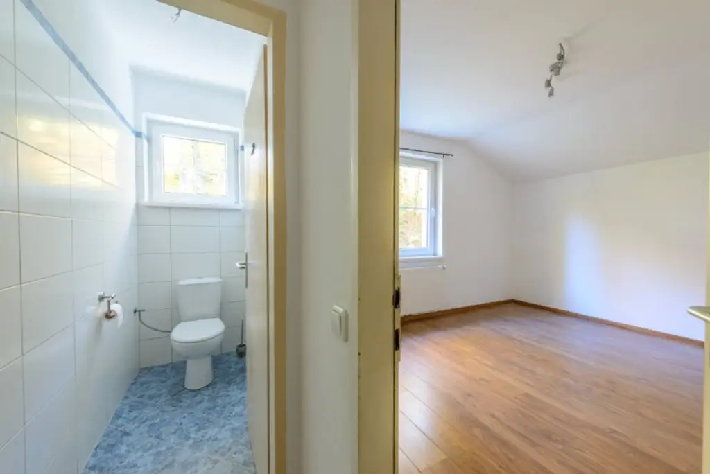 Wohnhaus mit Platz für Generationen oder 2 unabhängige Wohneinheiten