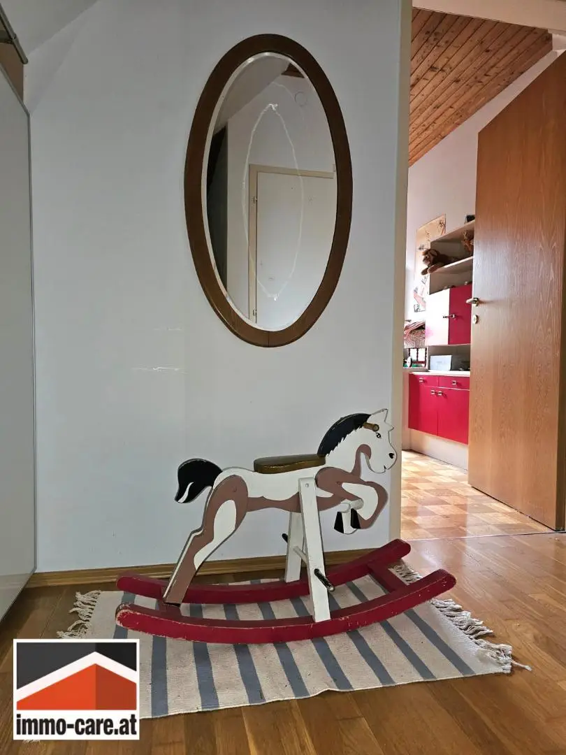 Stiegenaufgang Vorraum OG