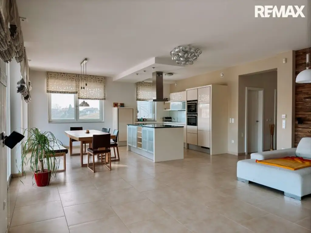 Wohnen am Wasser - ca. 189 m² Wohnfläche & direkter Seezugang auf Pachtgrund!