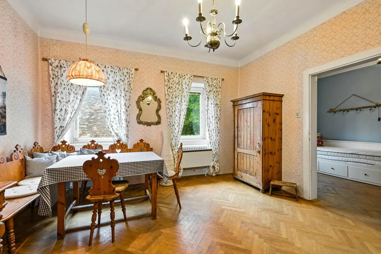 STILALTBAU STADTRESIDENZ-  ALLES WAS DAS STILALTBAU HERZ BEGEHRT!