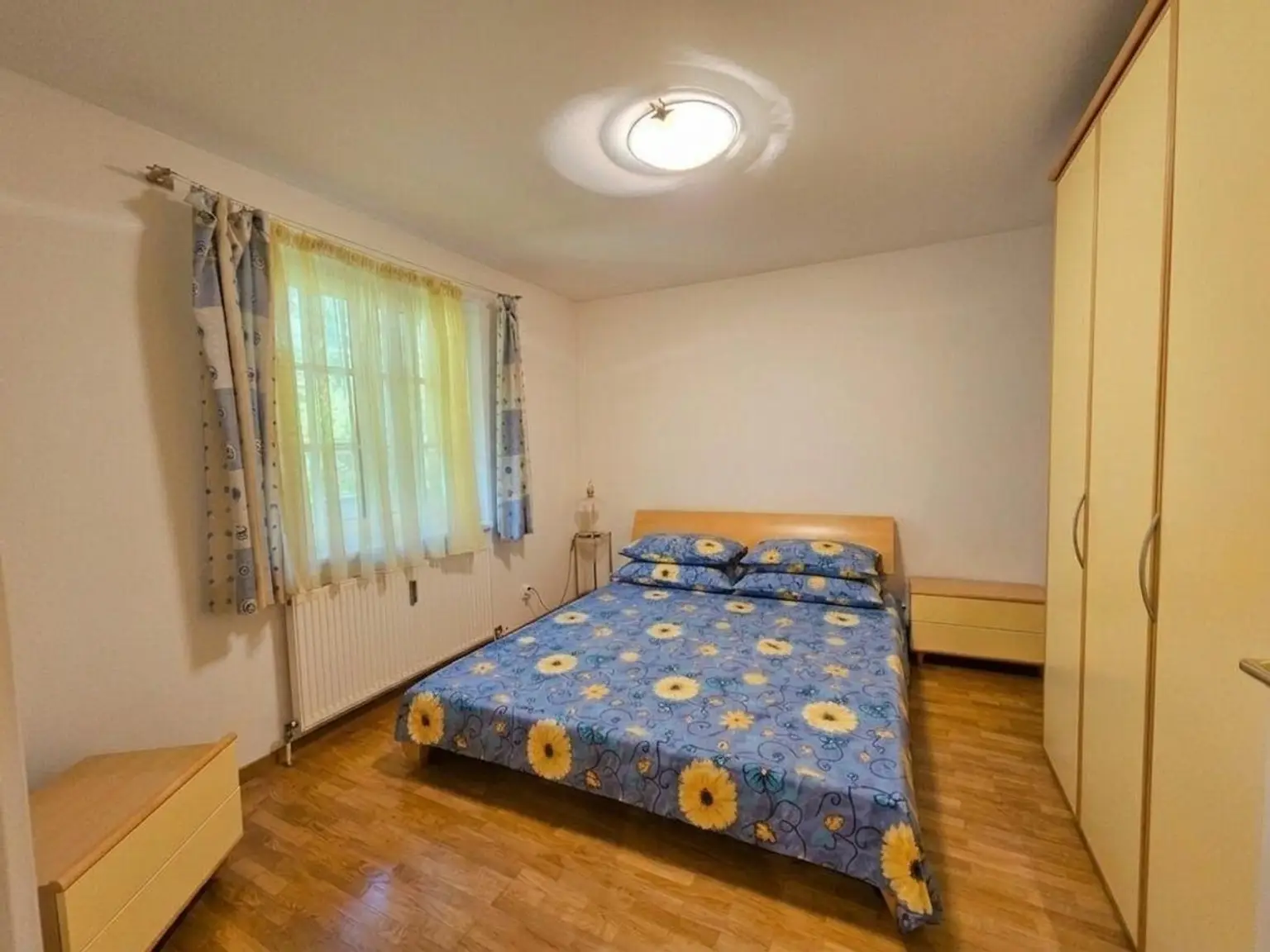 Schlafzimmer 2