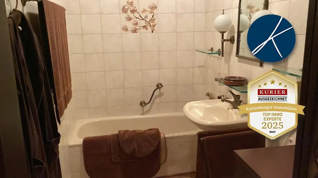 2 Zimmerwohnung in saniertem Haus in ruhiger Lage!