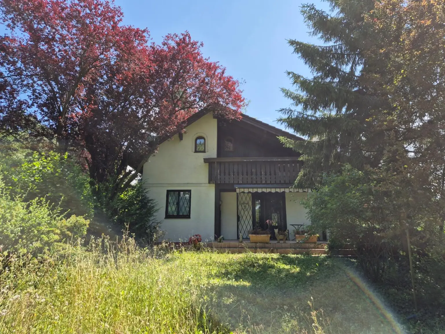 ROMANTISCHES EINFAMILIENHAUS IN BESTER LAGE