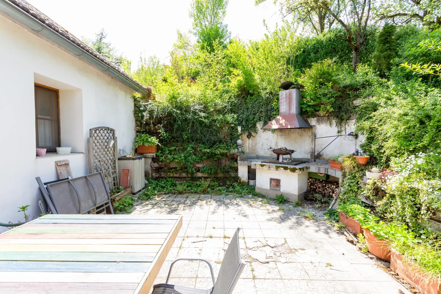 Terrasse mit Grillplatz