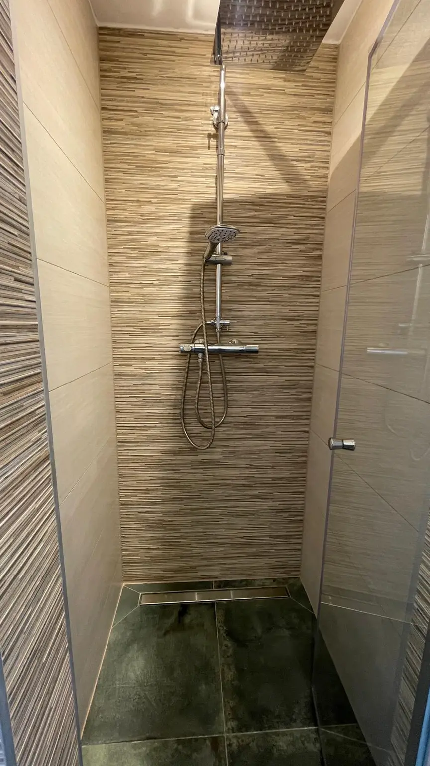 2.OG Bad_Dusche