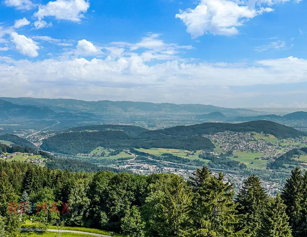 Ferienwidmung inklusive: Baugrundstücke auf Bazora verfügbar