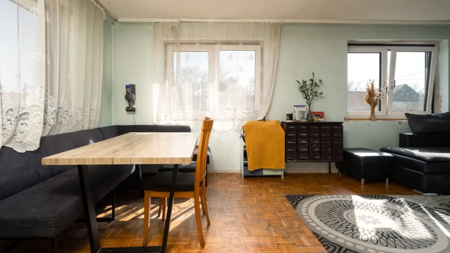 Potentialreiches Haus mit spitzen Weinkellerröhren in Groß-Schweinbarth