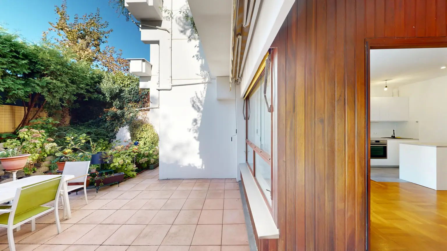 Gartenwohnung mit Pool- und Wellnessbereich