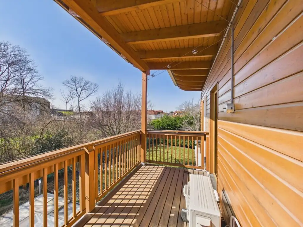 Idyllisches Einfamilienhaus in Gänserndorf: 5 Zimmer, Pool, Balkon & mehr!