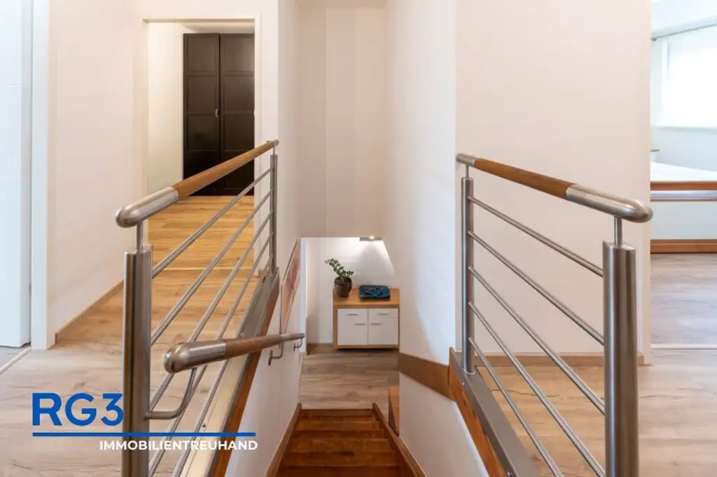 Traumhafte Maisonette in Gumpoldskirchen: 4 Zimmer & Loggia