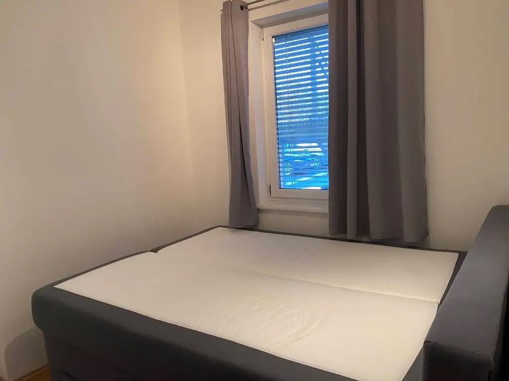Moderne 2-Zimmer-Wohnung mit Loggia und Parkplatz in Graz Süd