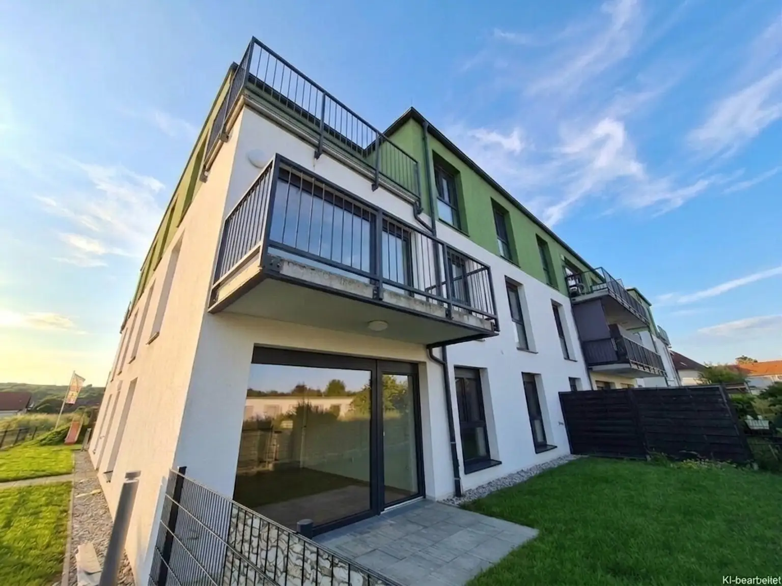 73 m² Wohntraum mit ca. 43 m² eigenem Garten und Terrasse