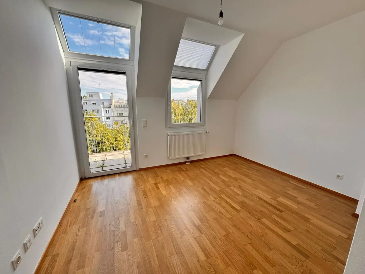 Wohnen in Döbling: Helle 3-Zimmer-Wohnung mit Balkon und Terrasse