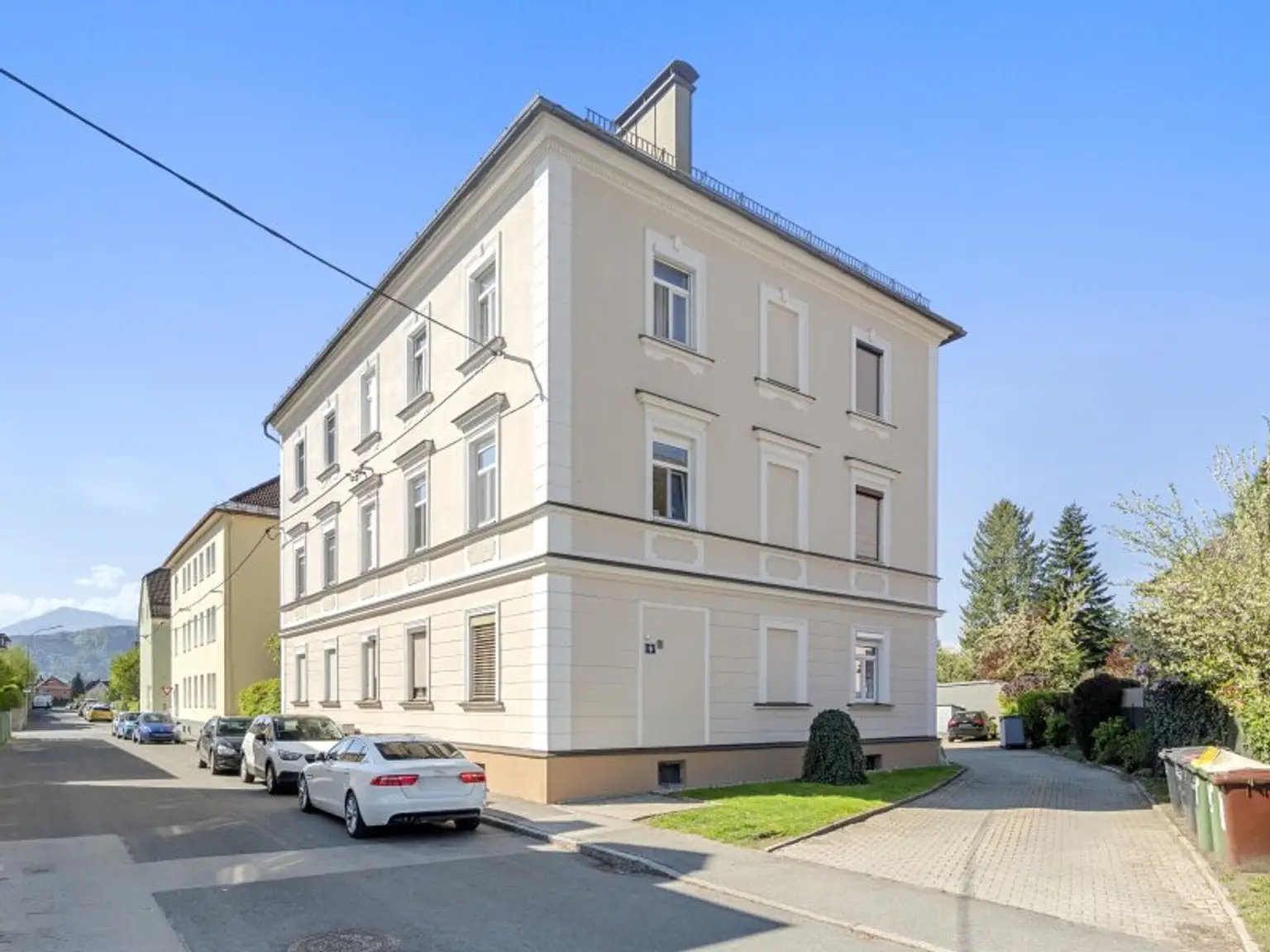 Traumhafte und kernsanierte 1,5 Zimmer Wohnung mit Parkplatz in Klagenfurt - Billrothstraße