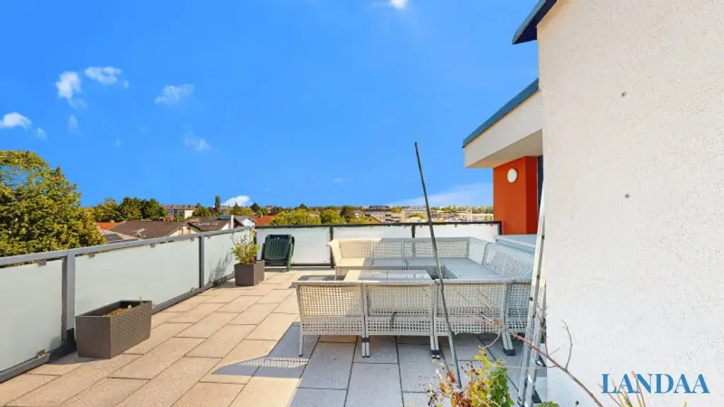 Ihre neue Traumwohnung mit großzügiger Dachterrasse plus 2 Autoplätze