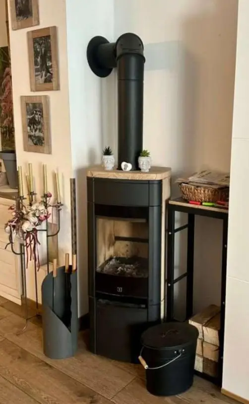 Provisionsfreie helle 3 Zimmerwohnung mit Kaufoption, inkl. kleinem Garten, Terrasse und PKW-Platz;