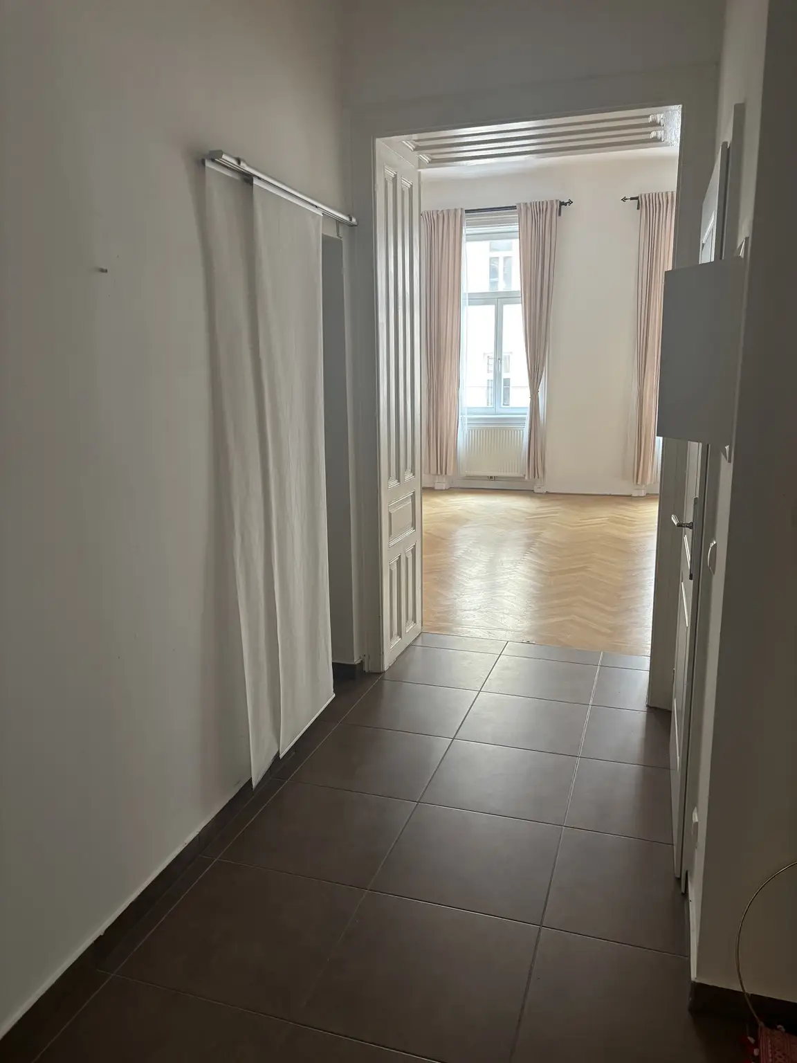 Sonniges Altbauarpartment ca.65m² in Toplage 1090 Wien !