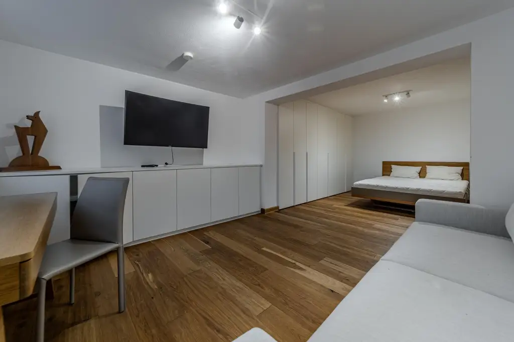 Schicke, exklusive Gartenwohnung in ruhiger Sonnenlage
