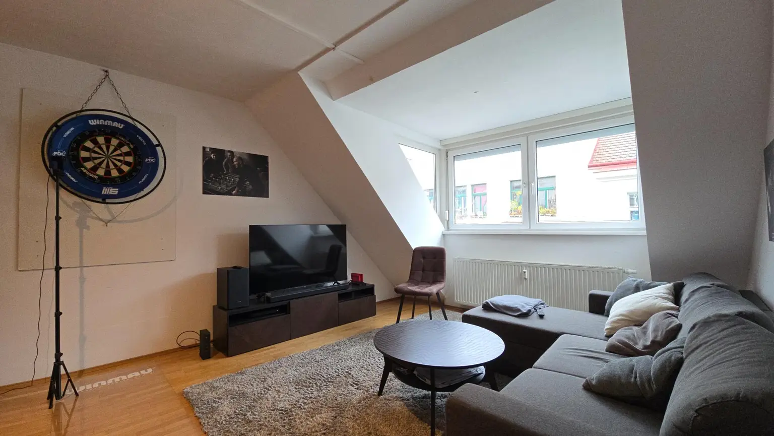 1080 Wien/Piaristengasse: Sehr helle 3 Zimmer-Dachwohnung