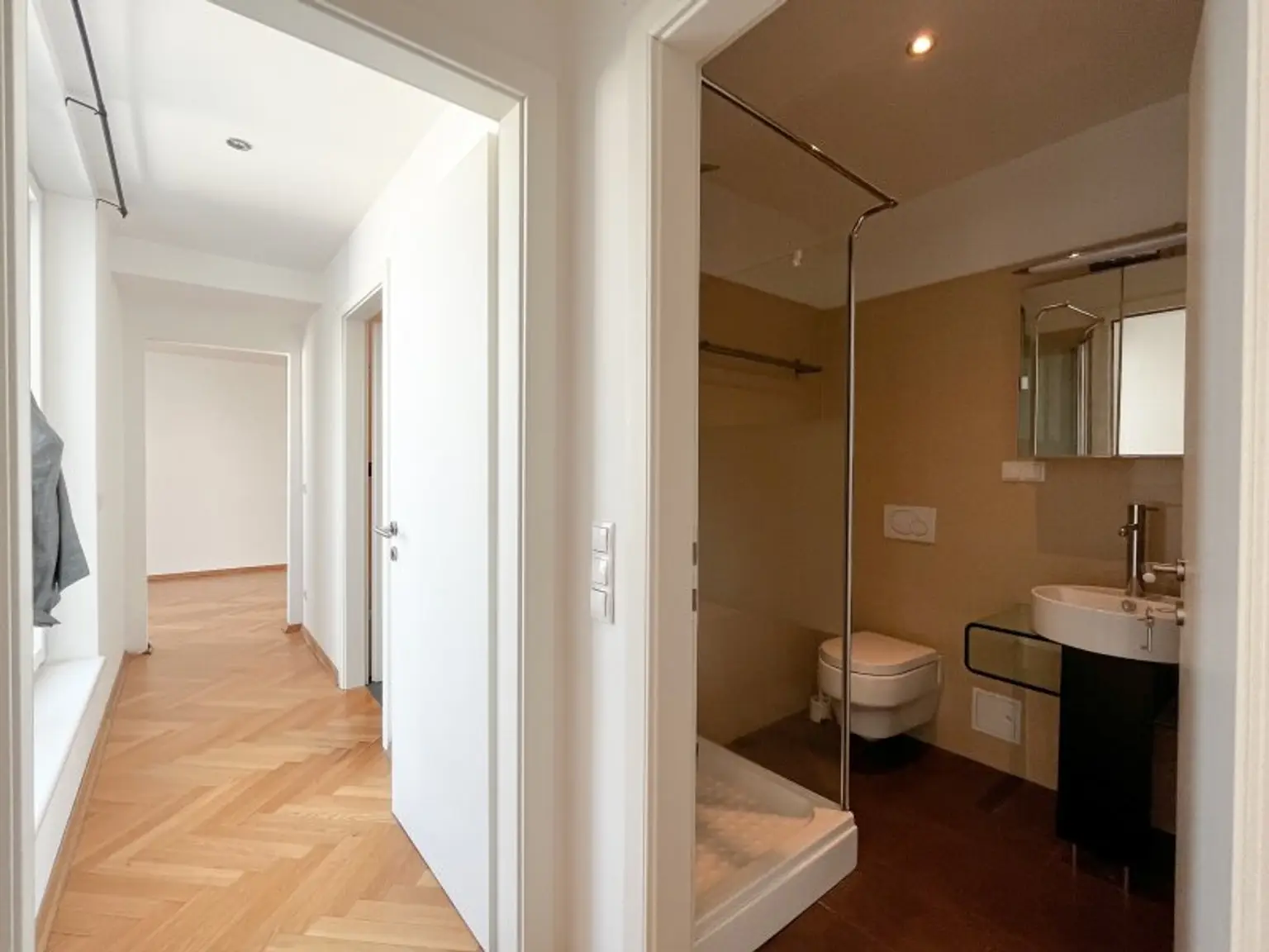 DACHTERRASSENMIETE, Nähe Börse / Rudolfsplatz - teilmöbliert