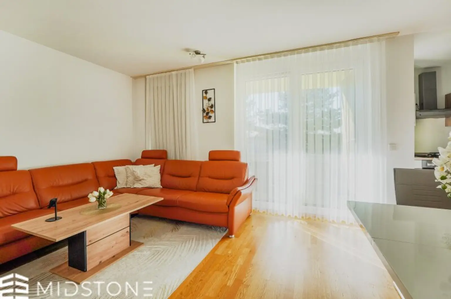 *Lichtdurchflutete Wohnung mit Wohlfühlcharakter* Stilvolles Wohnen mit Balkon und Top-Anbindung