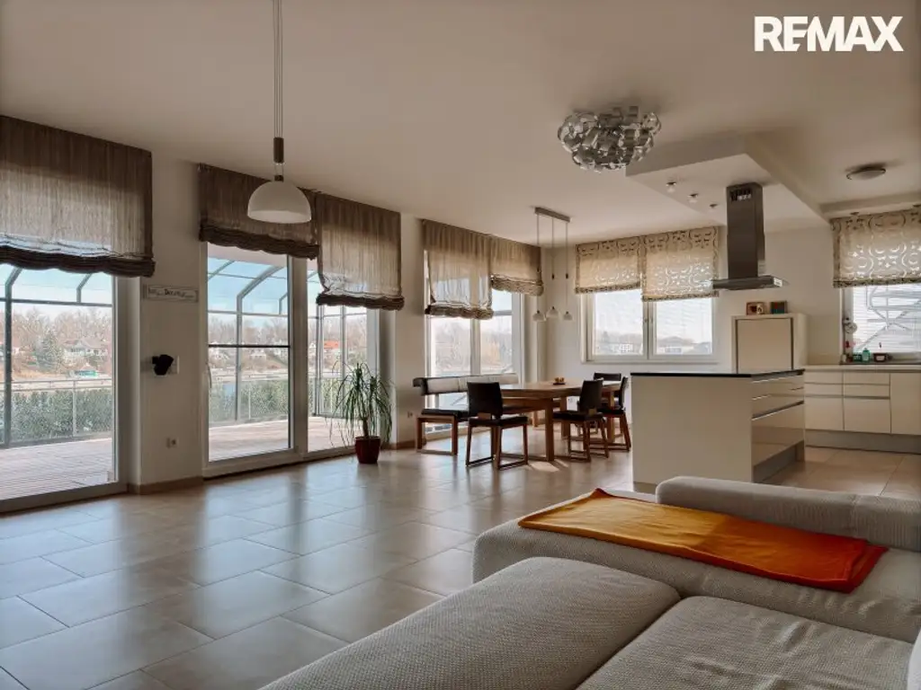 Wohnen am Wasser - ca. 189 m² Wohnfläche & direkter Seezugang auf Pachtgrund!