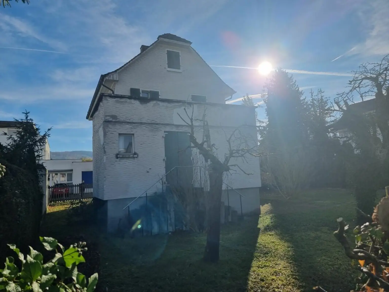 Einfamilienhaus an Top Lage in Reinach!