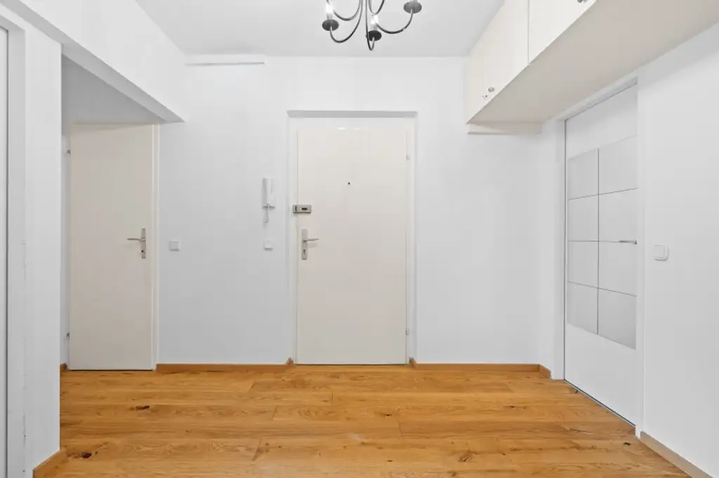 Helle, ruhige 2-Zimmer-Wohnung mit Terrasse in 1160 Wien!