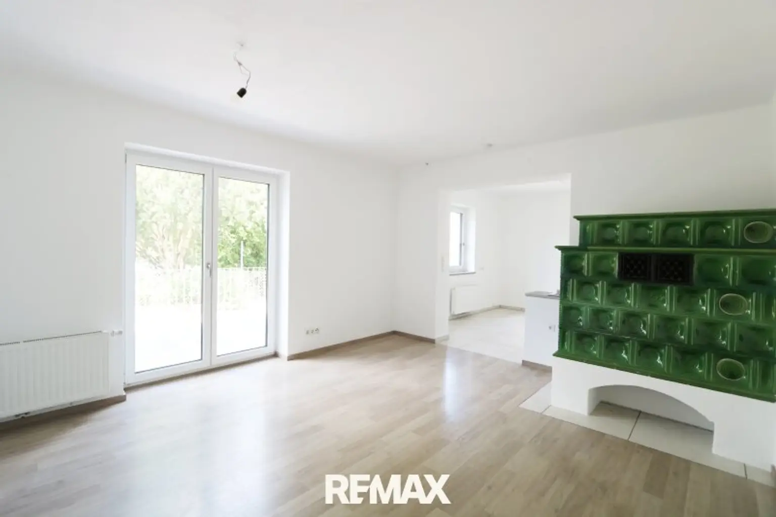 Wohnzimmer mit Kachelofen