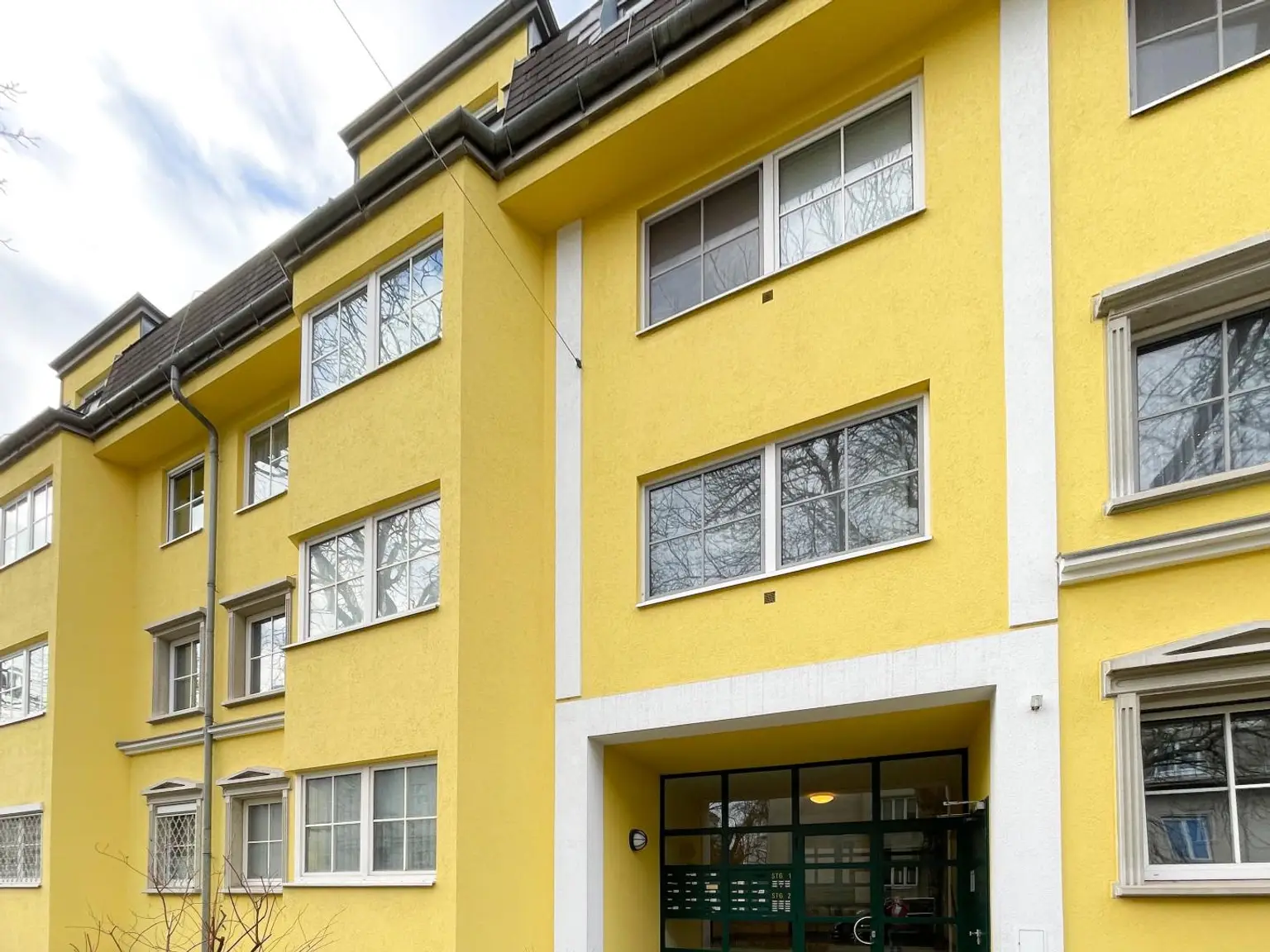!!! Perfekt für Student(inn)en WG oder für Familien! DG-Maisonette zu mieten!