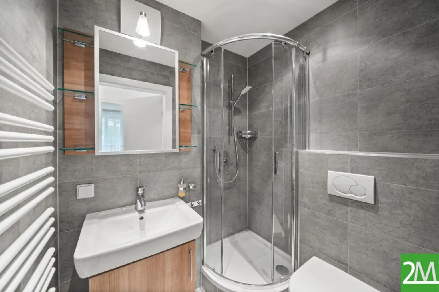 BAD MIT DUSCHE
