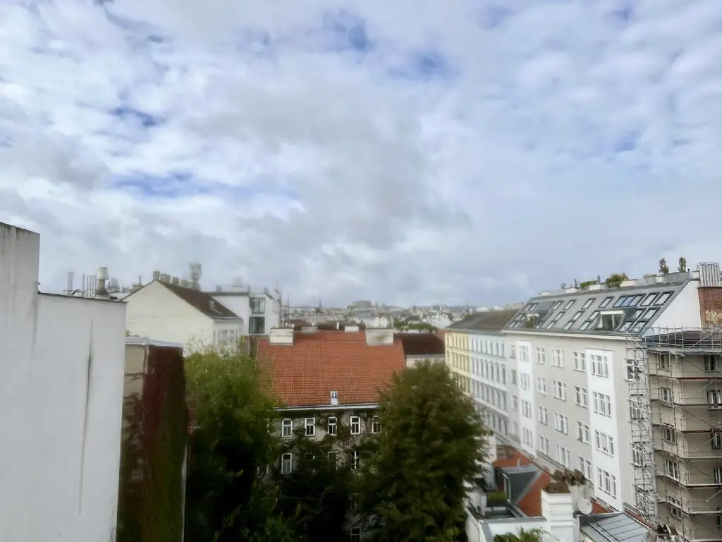 Wunderschöne DG Maisonette am Rande des beliebten Freihausviertels