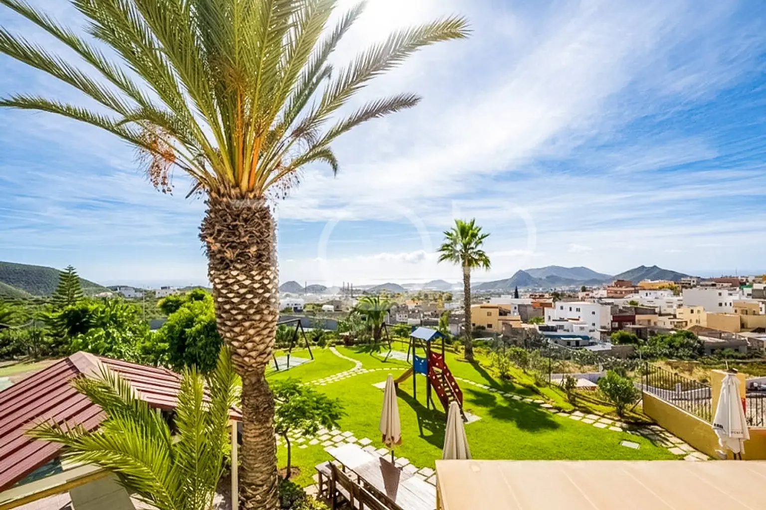 Established Italian restaurant with spacious plot in Valle San Lorenzo, Tenerife