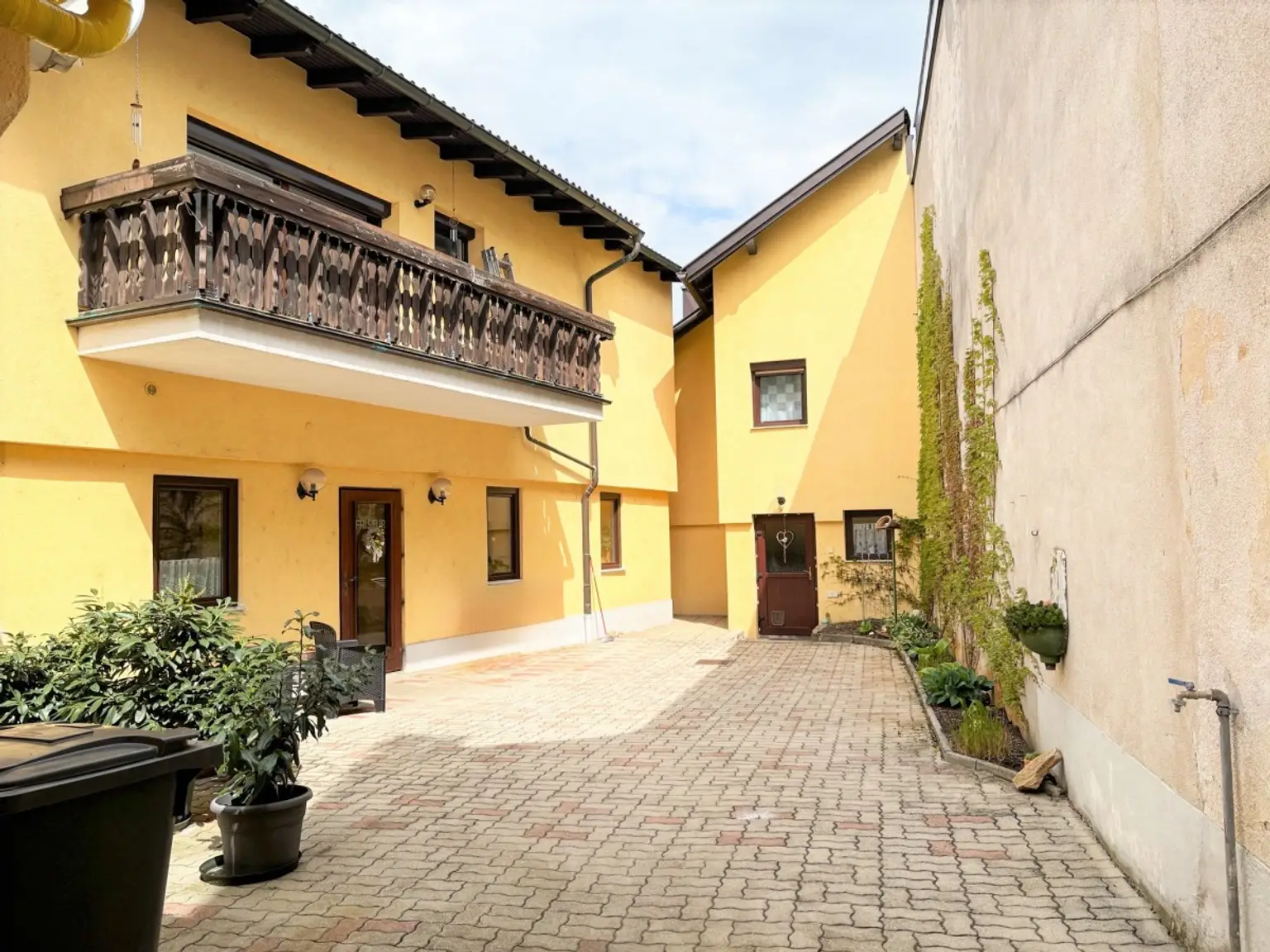 [06557] Wohn- und Geschäftshaus im Herzen der Stadt Berndorf