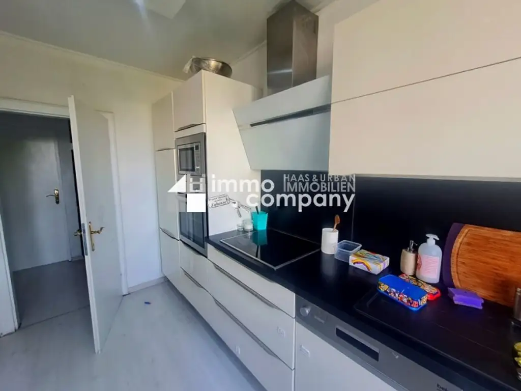 Wels/Gartenstadt : Tolle geräumige Eigentumswohnung 92m² - Loggia - Kfz Abstellplatz