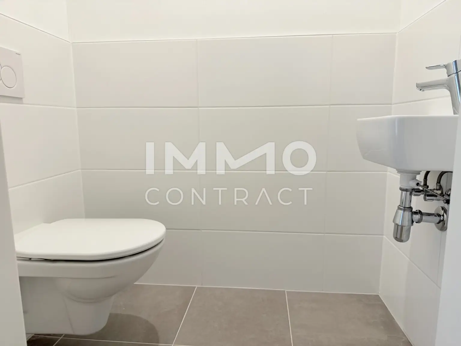 EDI N° 7 - Erstbezug Provisionsfreie 3 Zimmerwohnung mit Loggia und grosser Terrasse