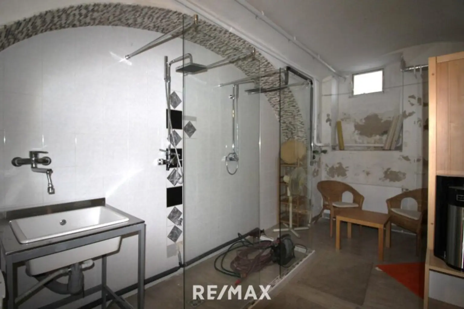 05_Dusche Souterrain