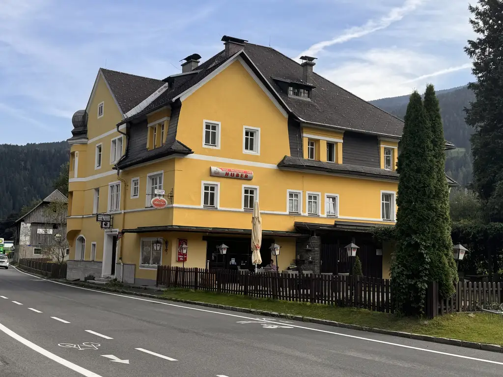 Historisches 3 Sterne Hotel am See in Kärnten mit 14 Zimmern und Top-Ausstattung - Ihr neues gastronomisches Paradies!