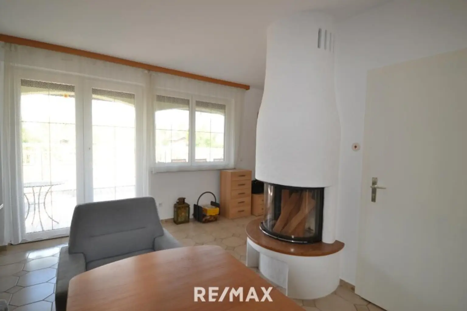 Zimmer mit Zugang Terrasse EG